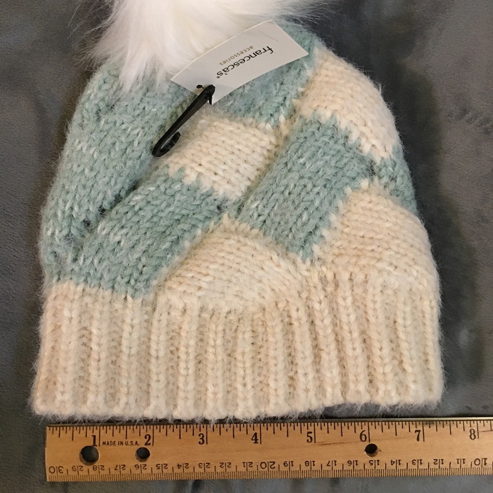 Cute Winter Hat - Picture 5 of 6